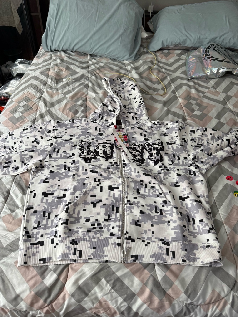 Lost Intricacy Men’s Camo Zip Up Fleece Hoodie Size 2X